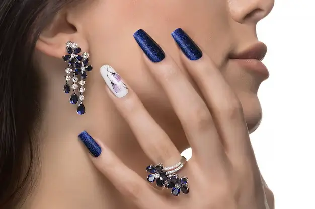 Delux Manicure Service at The Icon Studio
