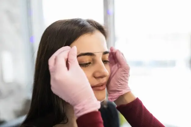  Eyebrow Cleanup Threading Service at The Icon Studio