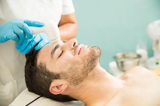 Men's Grooming Eyebrow Threading Service at The Icon Studio